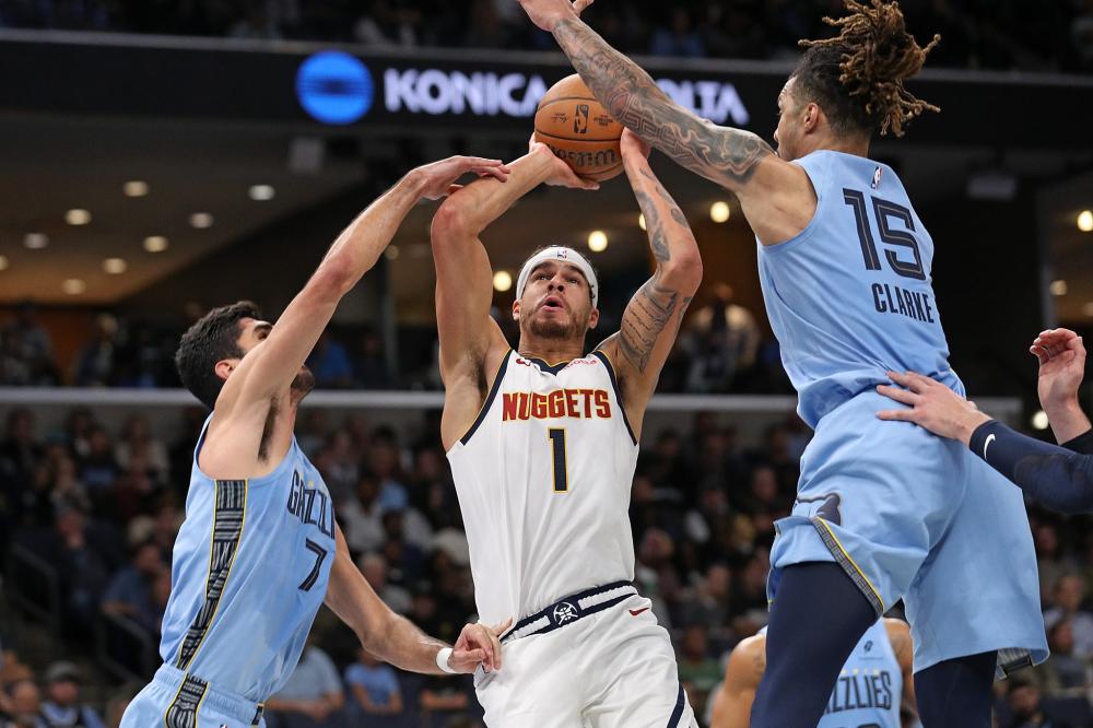 一些车手和 一些车手和