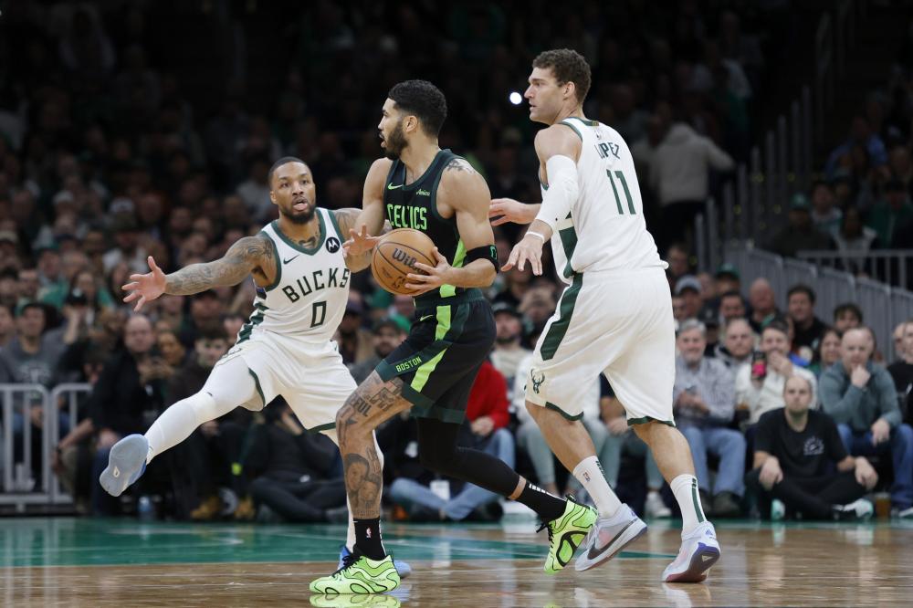 球比赛中并 球比赛中并