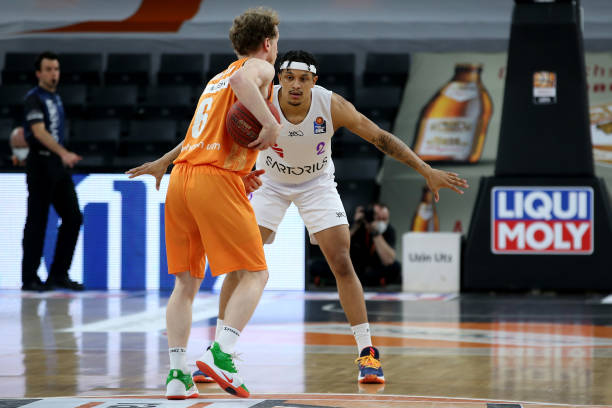 并不断寻找 并不断寻找